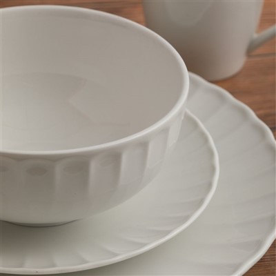 Винтажный кружевной 16-стильный обеденный набор с тиснением из фарфора на 4 персоны